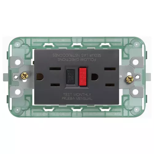 Two 2P+E 15A outlets USA+GFCI car.matt - 00296.CM
